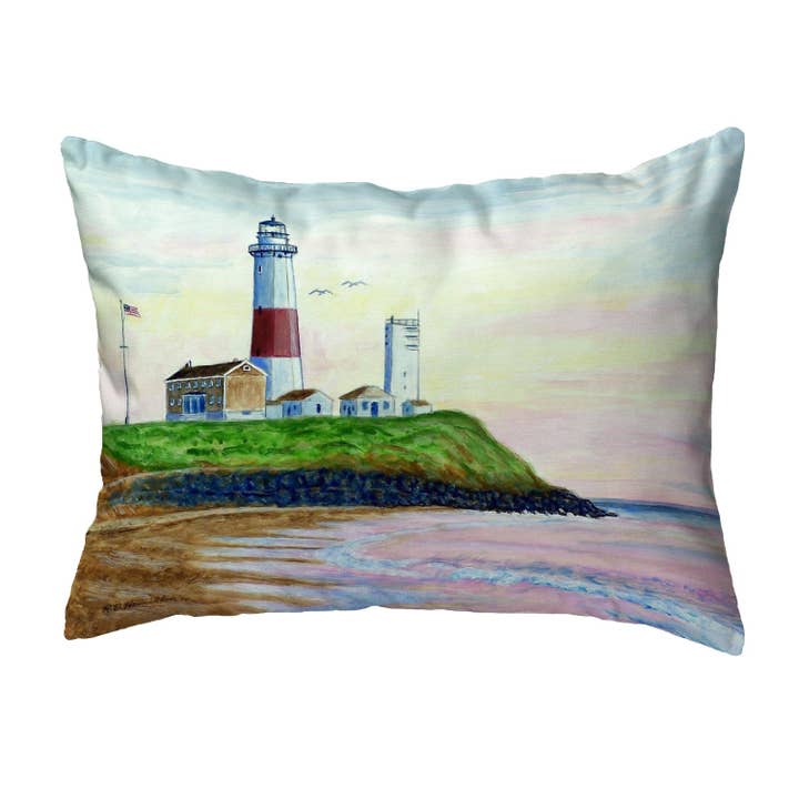 Almohada sin cordones Montauk Lighthouse para venta al por mayor de Betsy Drake Interiors