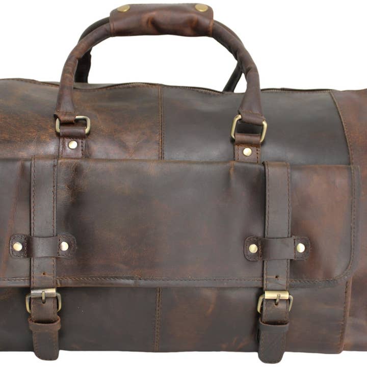 hide & chic - Wholesale Weekender bag – Unisex - Quality Full Grain Genuine Leather Travel Bag with Adjustable Shoulder Strap. FREE Leather Apple Air-tag Holder.9