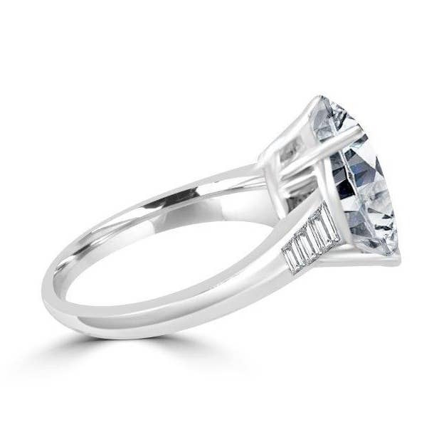 9CT Oval Diamond Veneer Cubic Zirconia Ring. 635R71613 for wholesale by Diamond Veneer Travel Jewelry