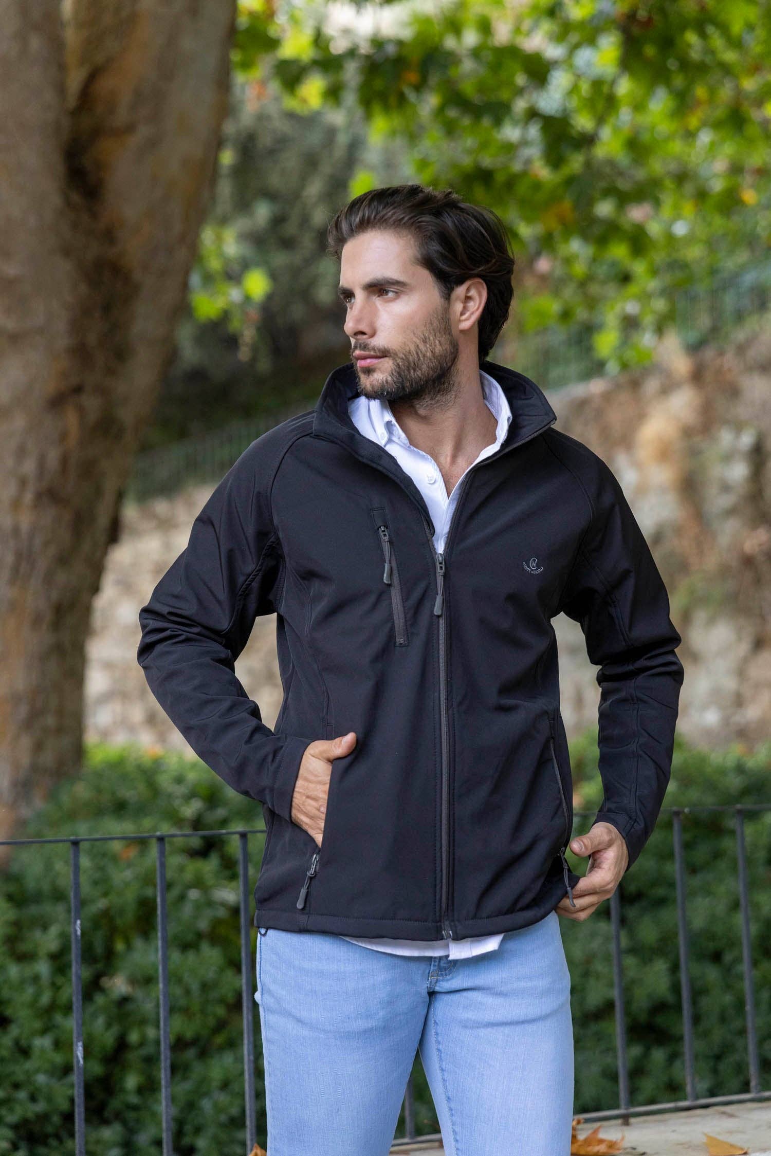 Custi Mikelo: Made in Spain - Wholesale Jacket - Men's - Black Technical Jacket | Balearic Islands2