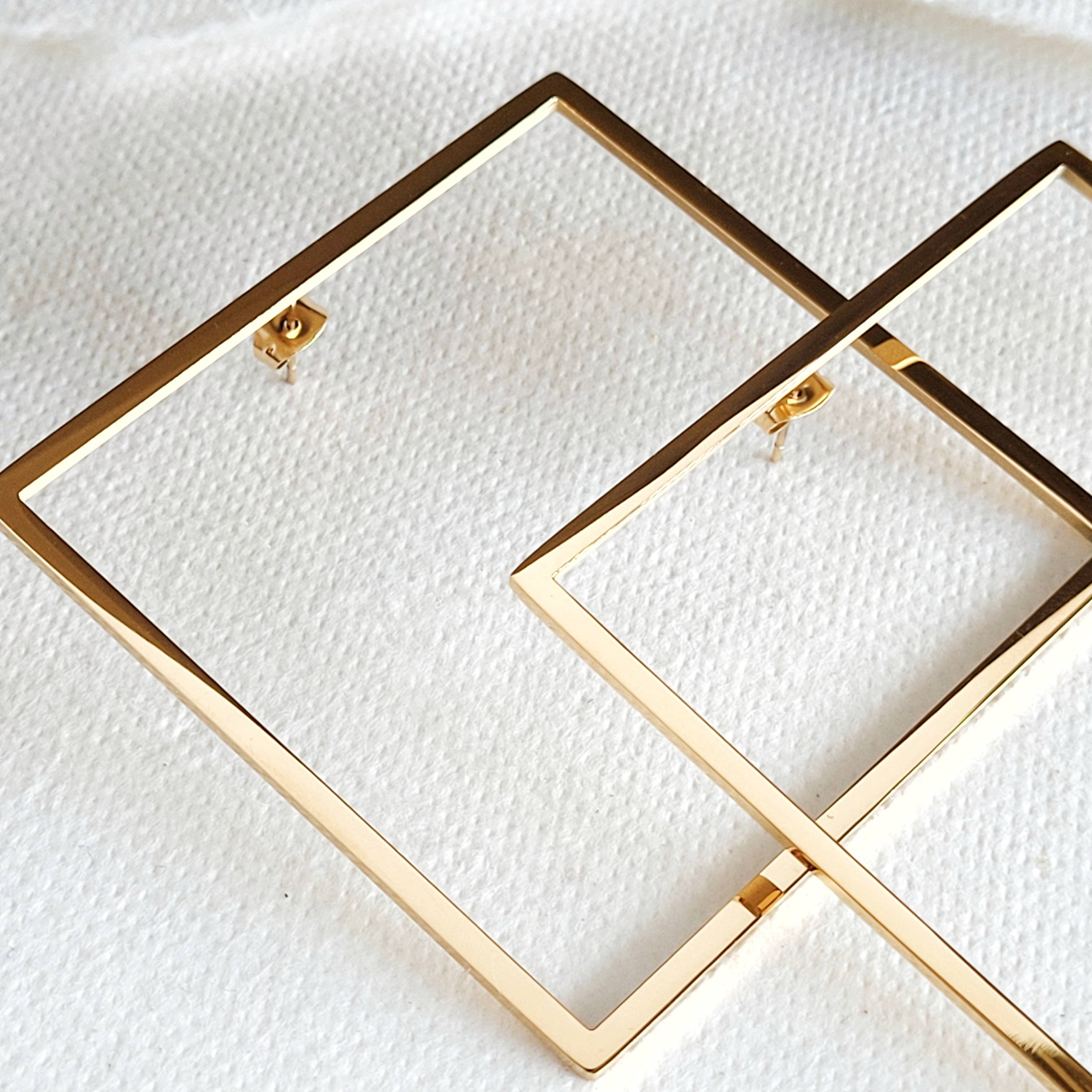 Bisjoux - Wholesale Hoop Earrings - 18K gold plated brass square geometric big hoop big earrings2