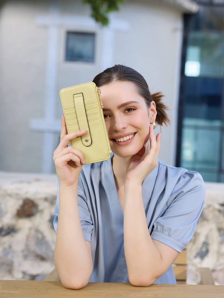 WL1889RF Porte-cartes mince RFID Saige pour la vente par Jen & Co.