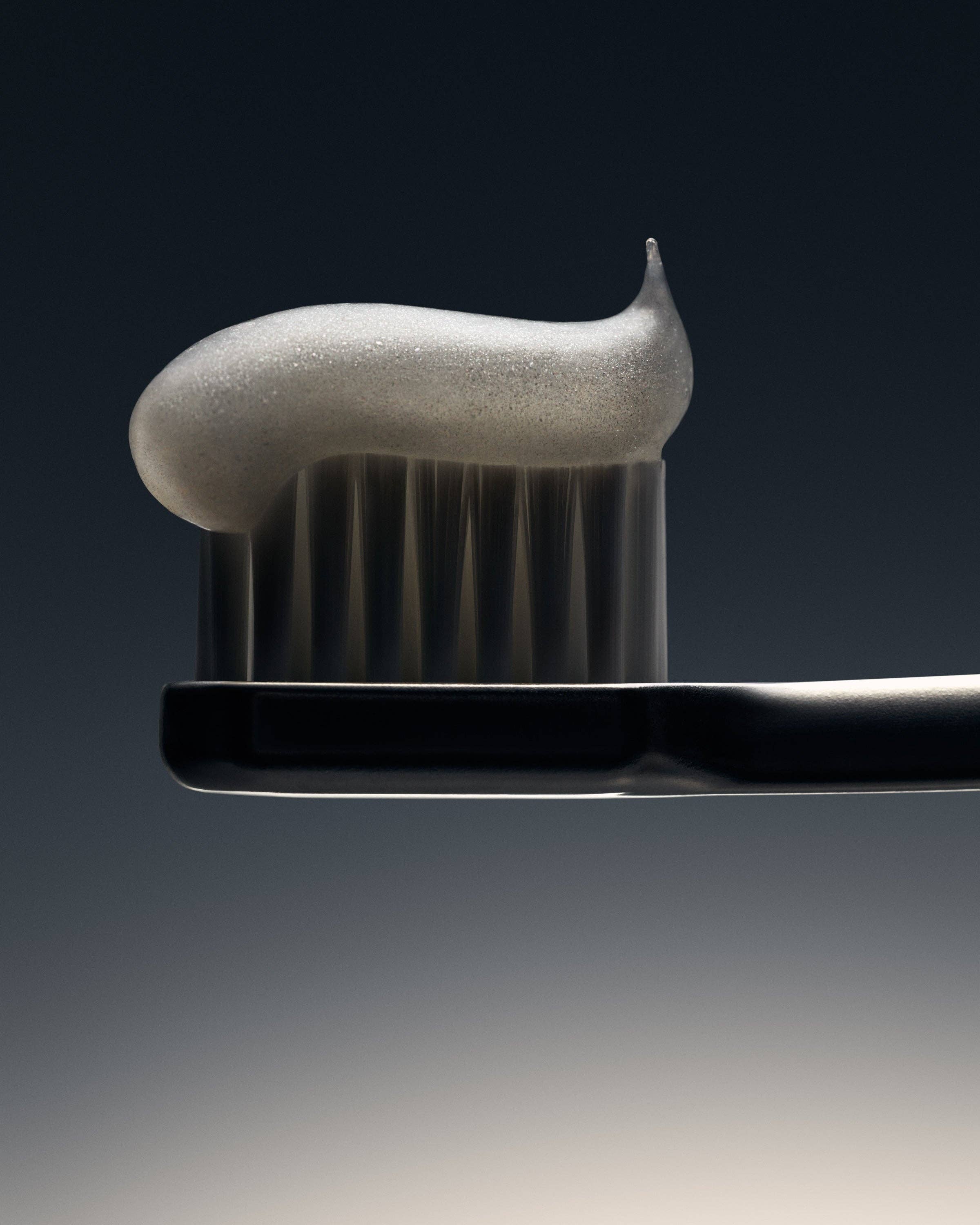 Aurezzi - Wholesale Toothpaste - TOOTHPASTE SILVER1