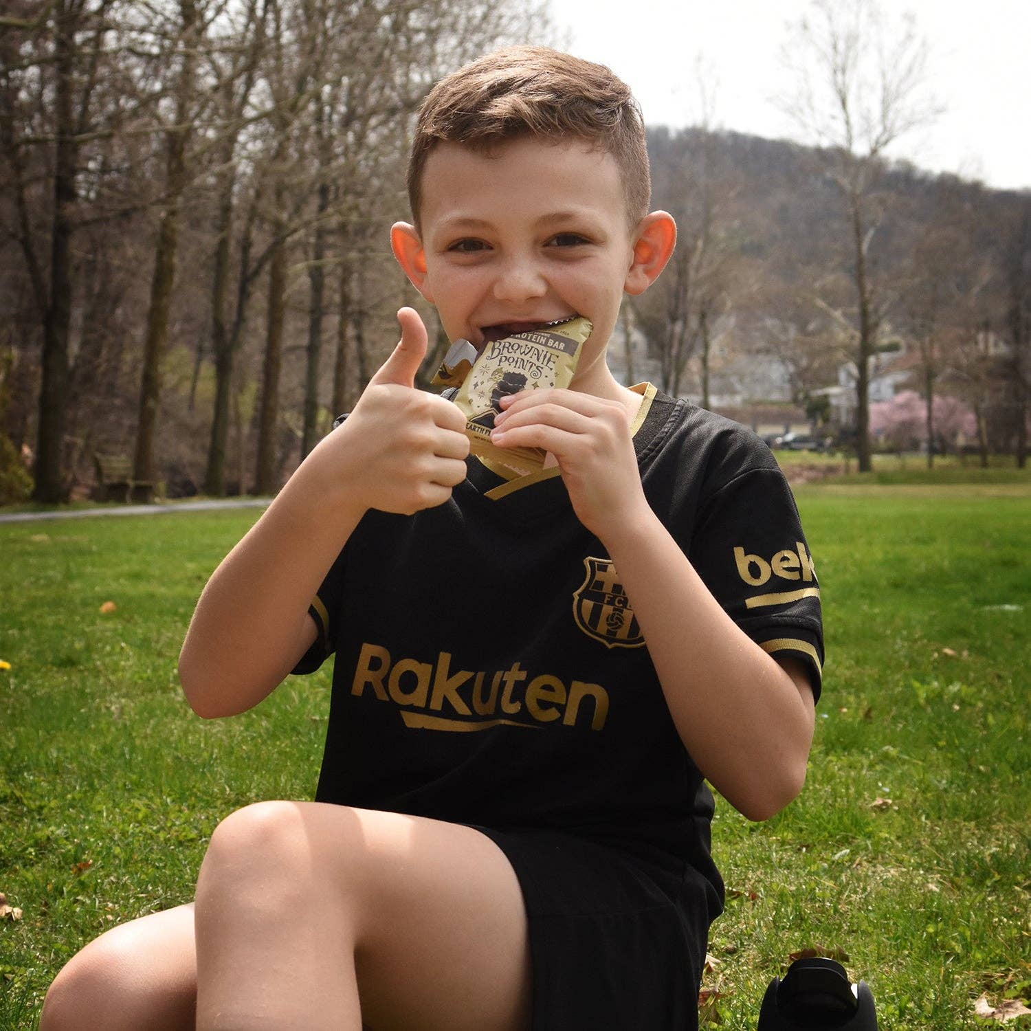 Earth Fed Muscle - Wholesale Snack Bar - Chocolate Peanut Butter Grass-Fed Whey Protein Bars7