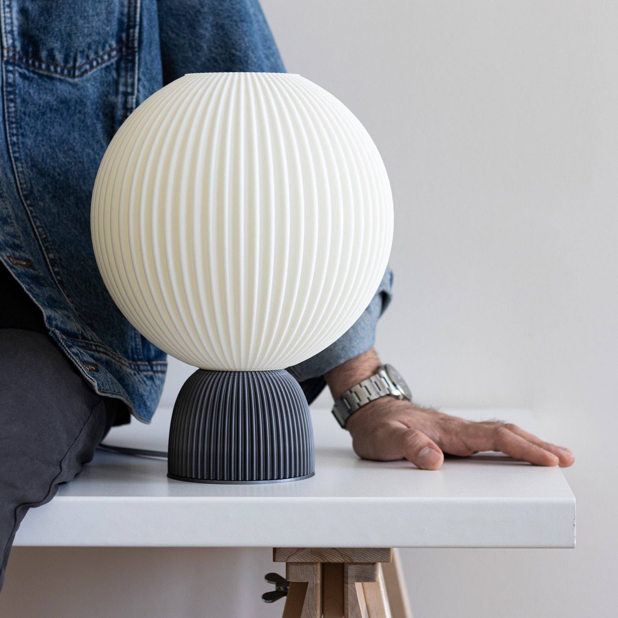 Soli Workshop - Wholesale Accent/Desk Lamp - Luna 'M Table Lamp2