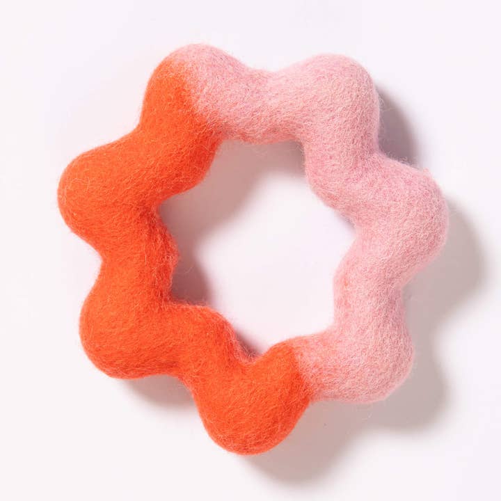Wiggle Ring legetøj i filt til hunde for engroshandel hos Awoo