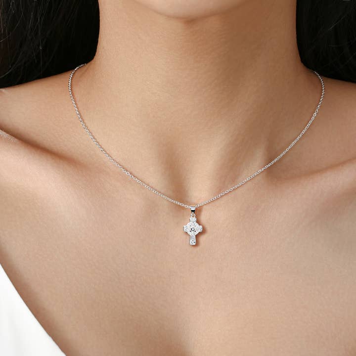 Celtic Ore Crafts – wholesale Pendant/charm necklace – SIL-022P Plain Silver Cross Pendant Sterling Silver