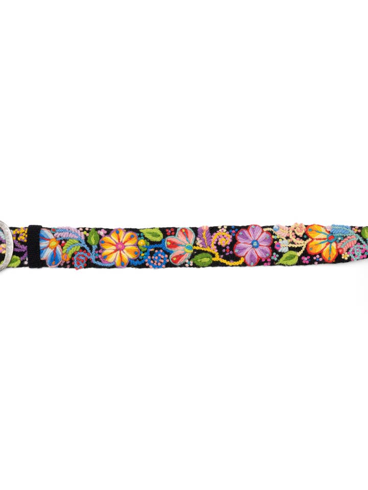 Zwarte met de hand geborduurde riem met bloemen voor wholesale door Madeline Parks®