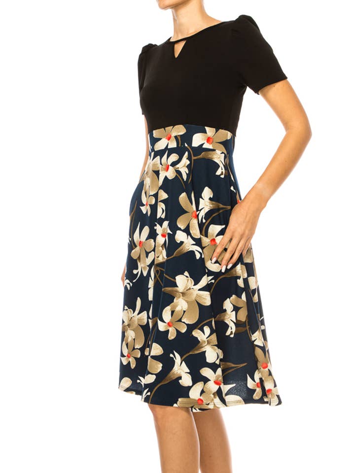 MOA COLLECTION - Wholesale Dress - Women's - Women's Knee-length Color Block Dress with Pockets