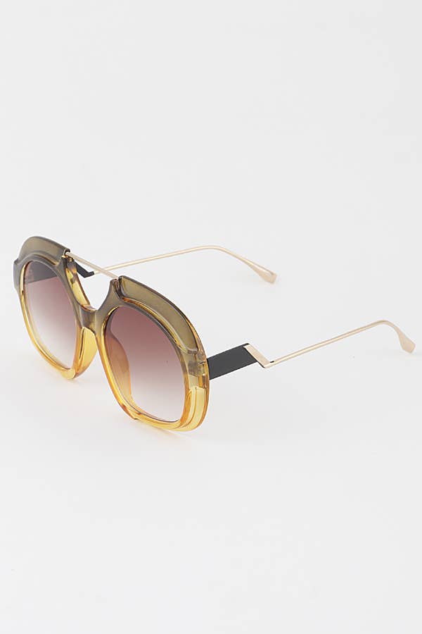 MIX Modern Gradient Aviator Sunglasses for wholesale on Faire1