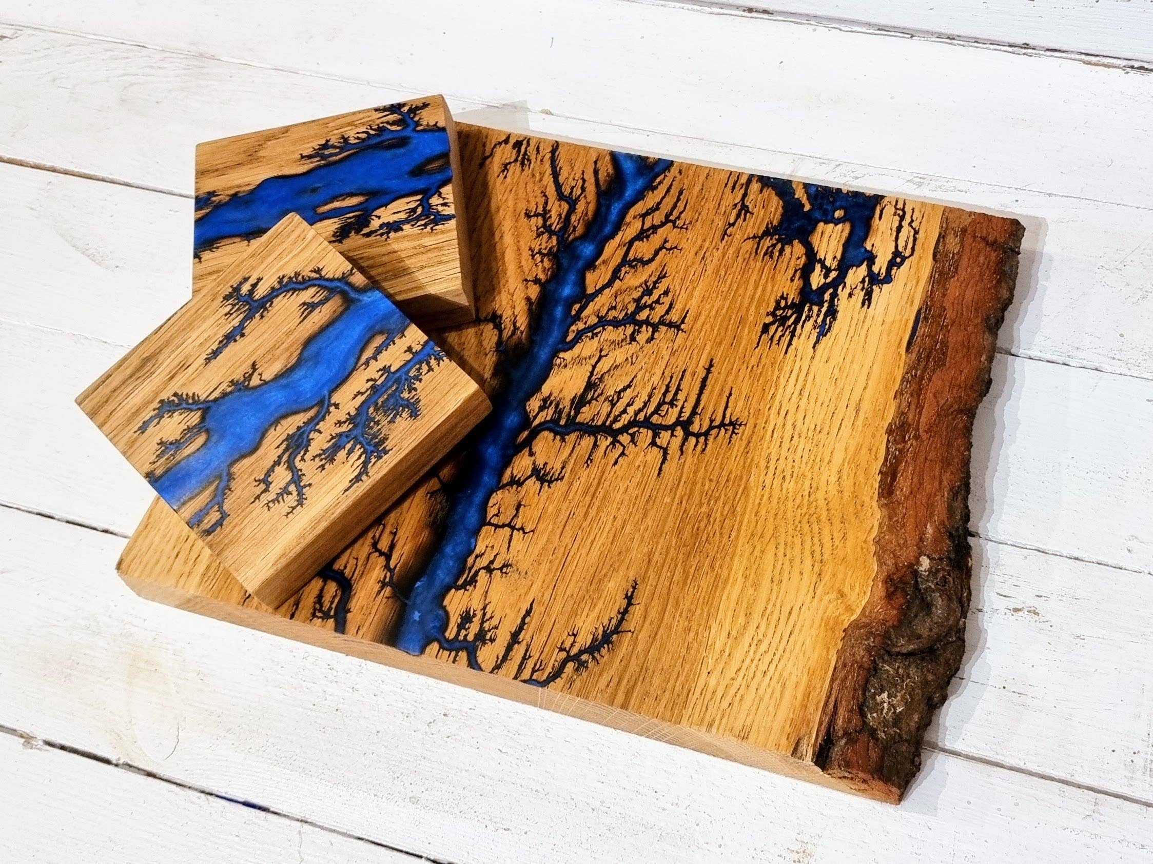 Wildflower Designs - Wholesale Cheese board - Handmade Lichtenberg Oak Epoxy Resin Cheese and Wine Set