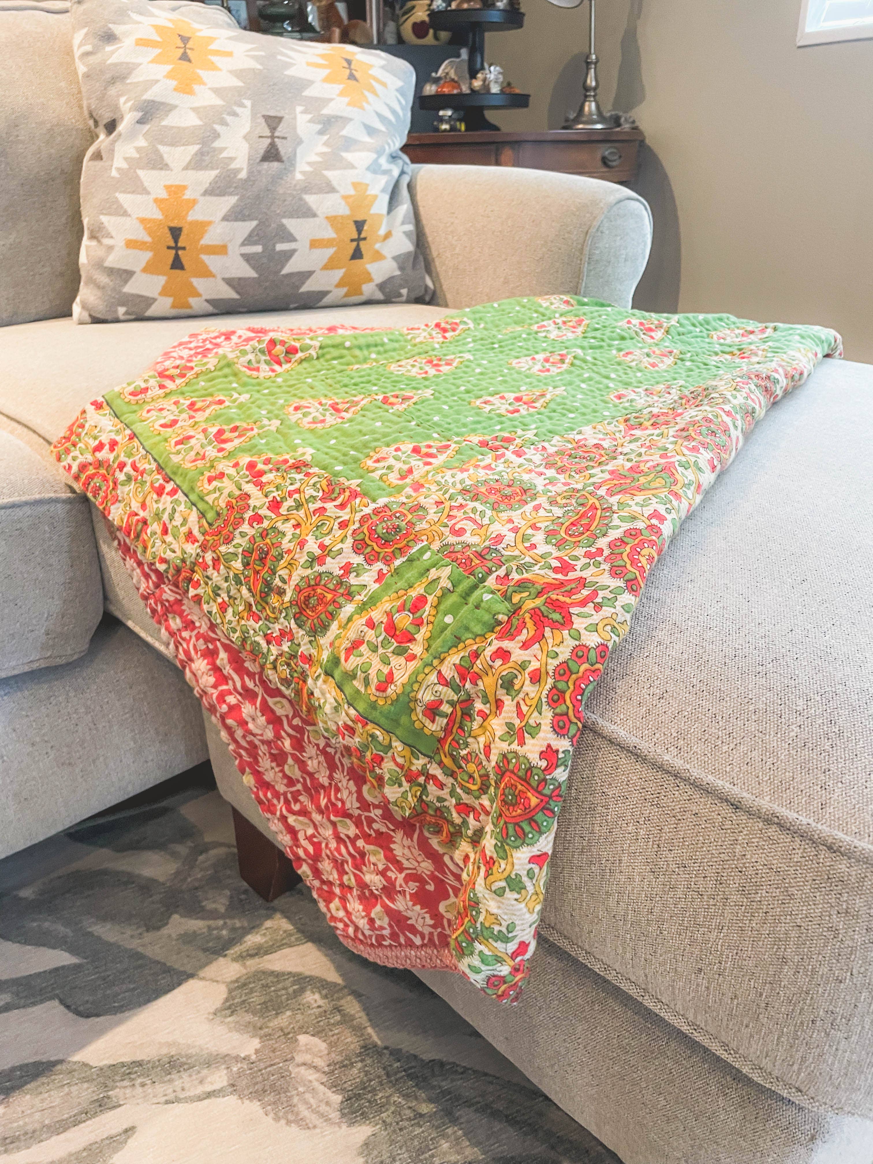 Asha Project - Wholesale Throw Blanket - Kantha Throw Blanket | Christmas4