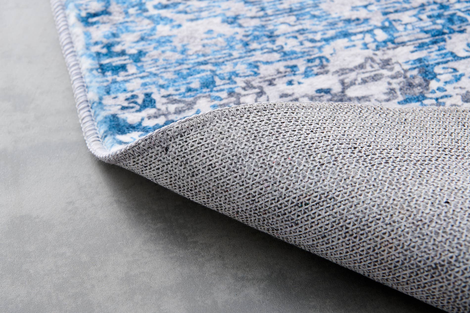 Amazing Rugs – Großhandel Teppichvorleger – Zara Abstract Design, maschinenwaschbar, Grau und Türkis3