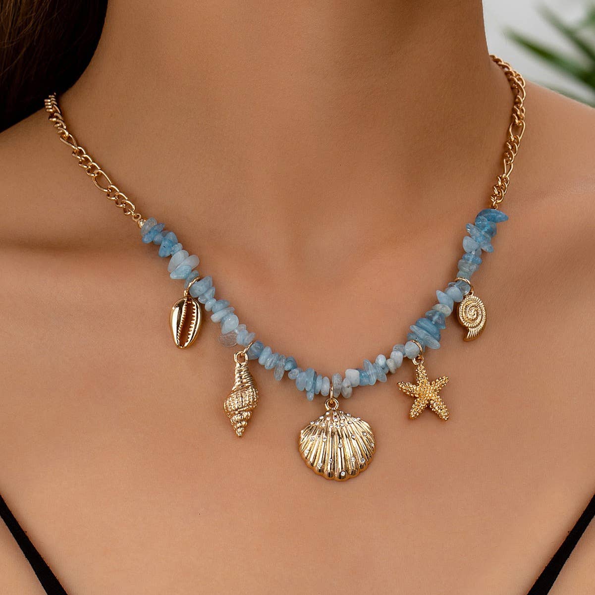Last True Angel - Vendita all'ingrosso Collana con ciondolo/pendaglio - Collana con pendente Blue Stone & Beach Charm in oro2