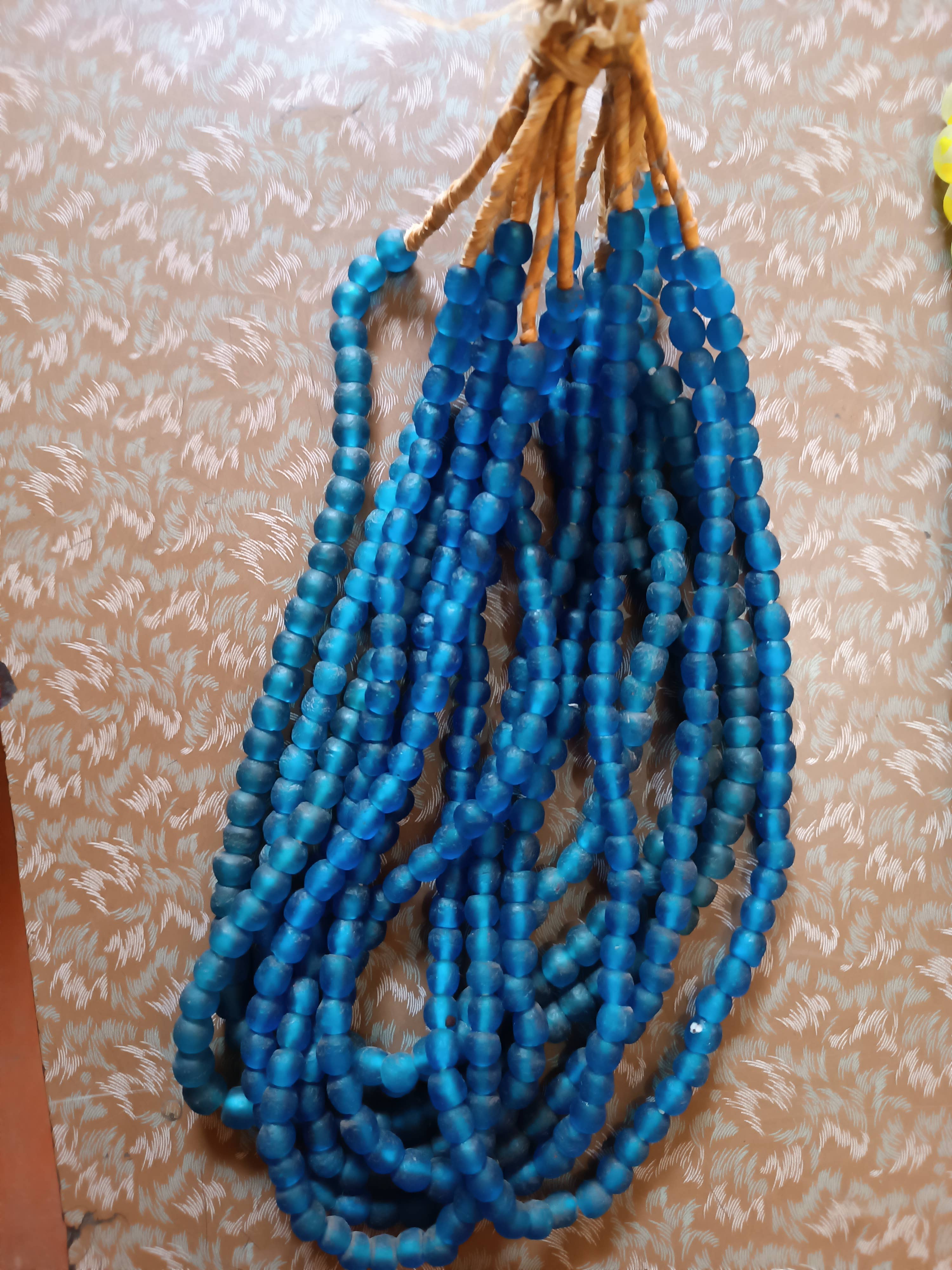 African Craft Collection – wholesale Pärlor – Stora Glaspärlor av Återvunnet Material för Smyckestillverkning9