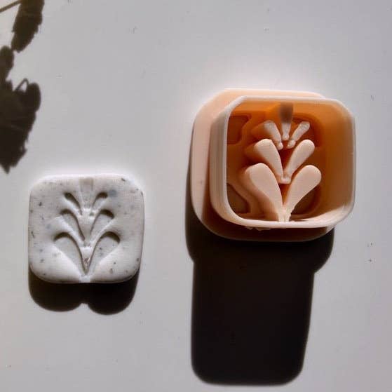Stud Cutter – Leaf Stem | Polymer Clay Cutter 15–30 mm for wholesale by S.I. Originals