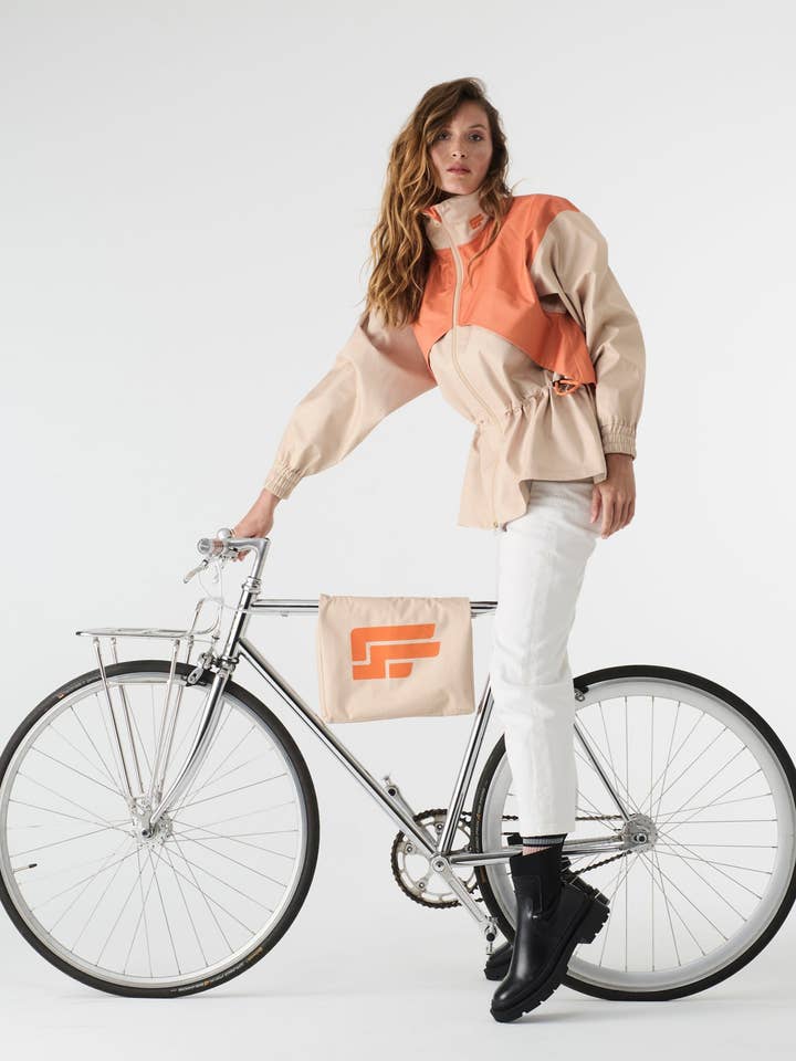 Cortavientos impermeable SASHA para venta al por mayor de TOMO Clothing