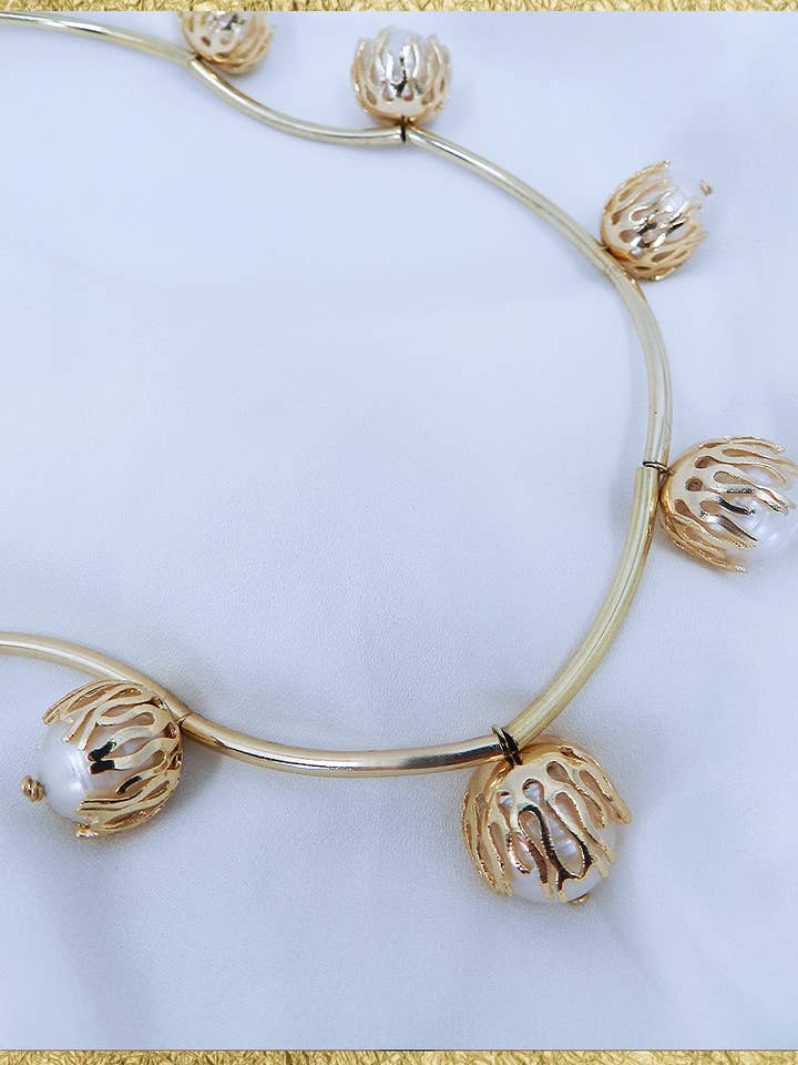 Collier Exquise pour la vente par JOORN PARIS BIJOUX