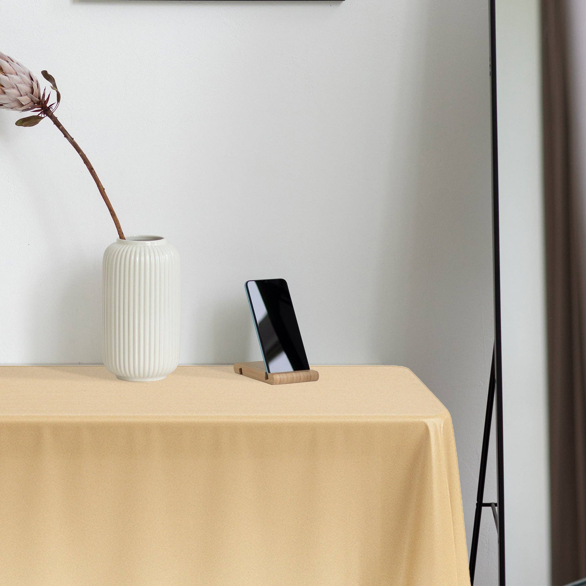 Smarty had a Party - Venta al por mayor Manteles/corredores de mesa desechables - Mantel rectangular de plástico dorado de 54" x 108" - 1 ud.7