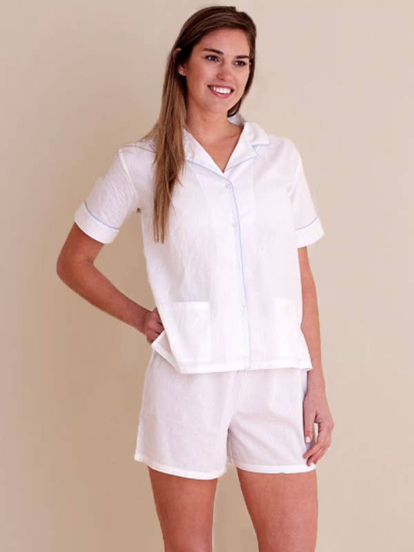 Ensemble de pyjama en coton Iris, passepoil bleu Tiffany pour la vente par Jacaranda Living