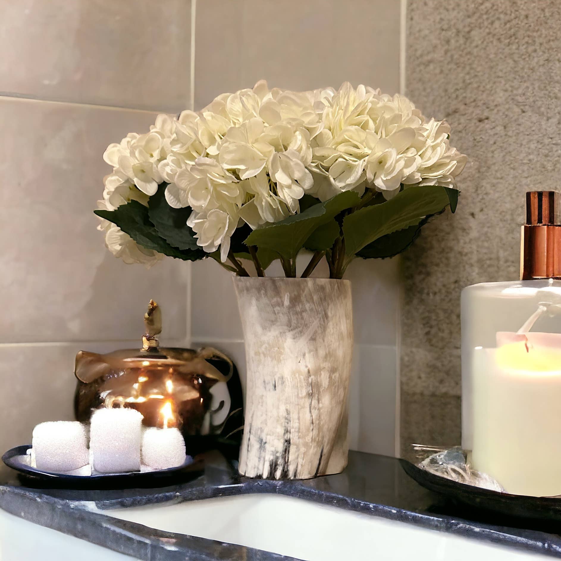 The African Home Goods - Wholesale Vase - ANKOLE COW HORN VASE OR PLANTER  - LIGHT1