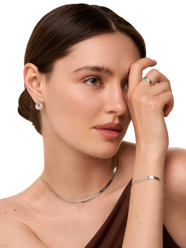 The Defined One Full Set for wholesale by Tilary Limited