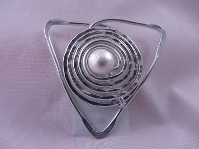 Designs by OC - Wholesale Brooch - BR 146 - A9 On Center Magnetic Brooch