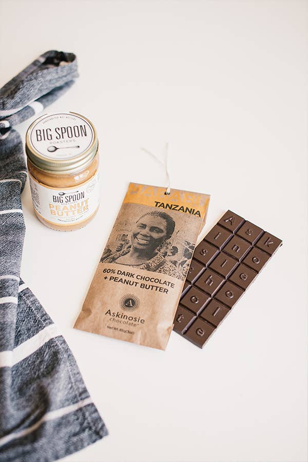 Askinosie Chocolate - Wholesale Chocolate Bar - POP - Dark Chocolate + Peanut Butter Bar2