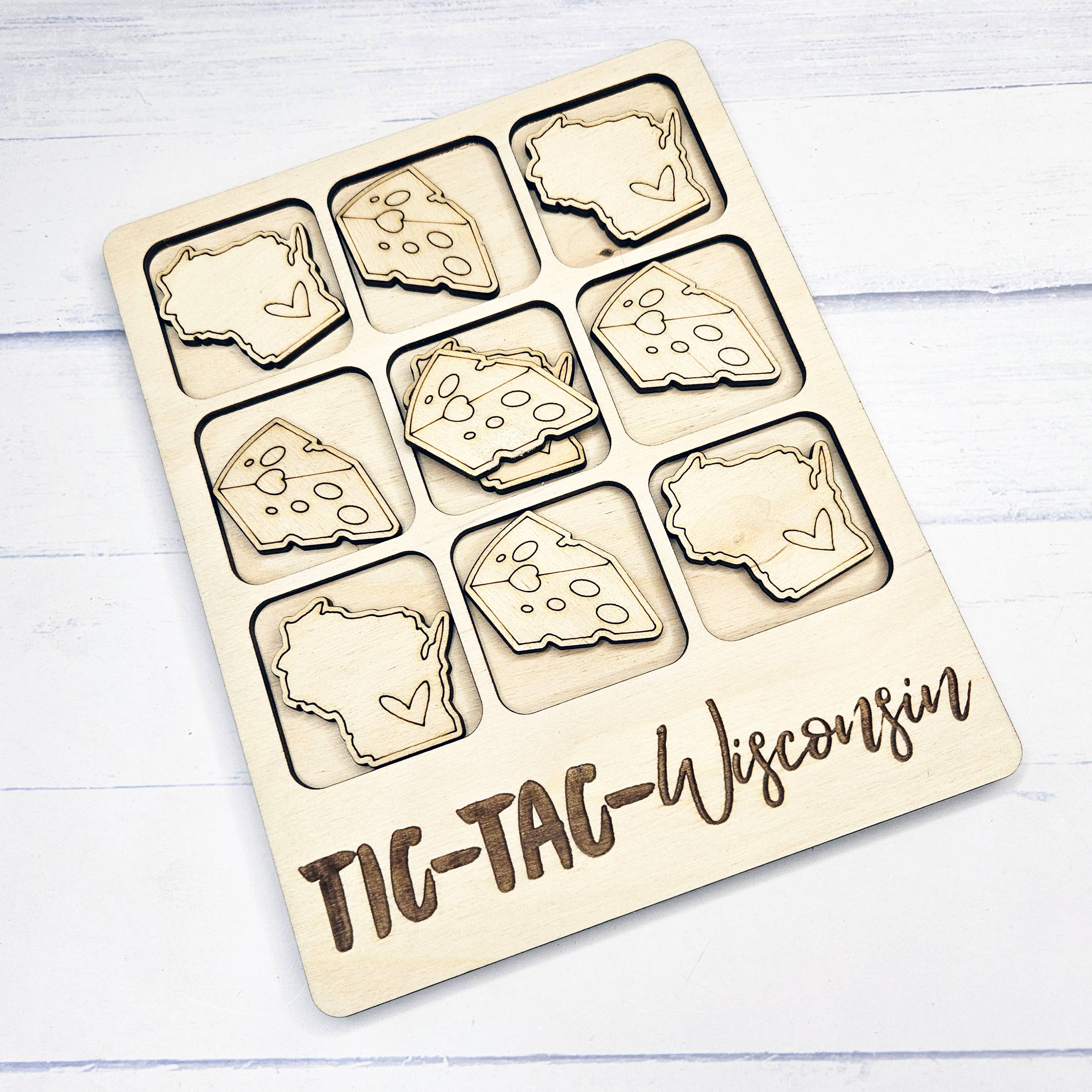 The Trendy Traveler – wholesale Board game – Wisconsin Cheese Tic-Tac-Toe Game3
