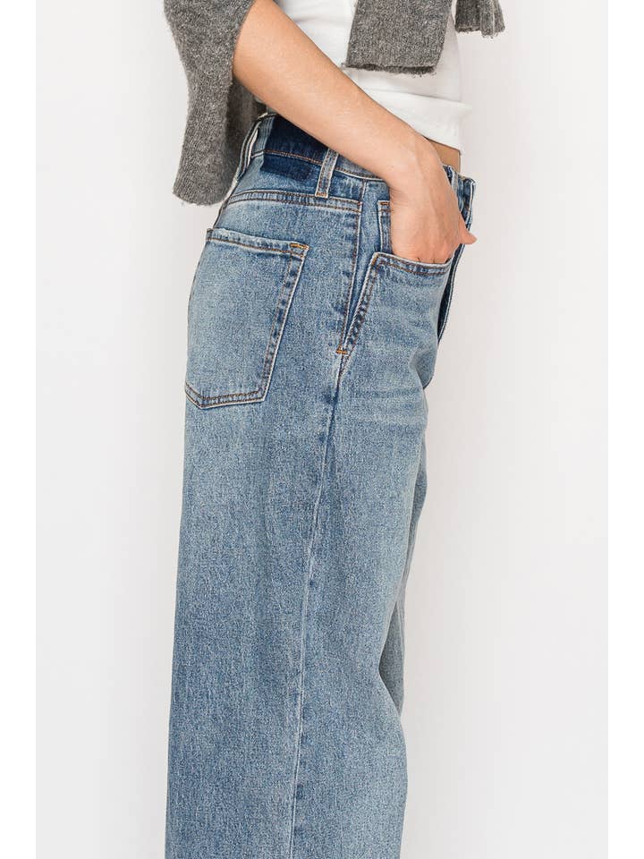 ARTEMIS VINTAGE - Wholesale Jeans – Women’s - BLUE By Artemis Slim Ultra High Rise 90's Straight Jeans4