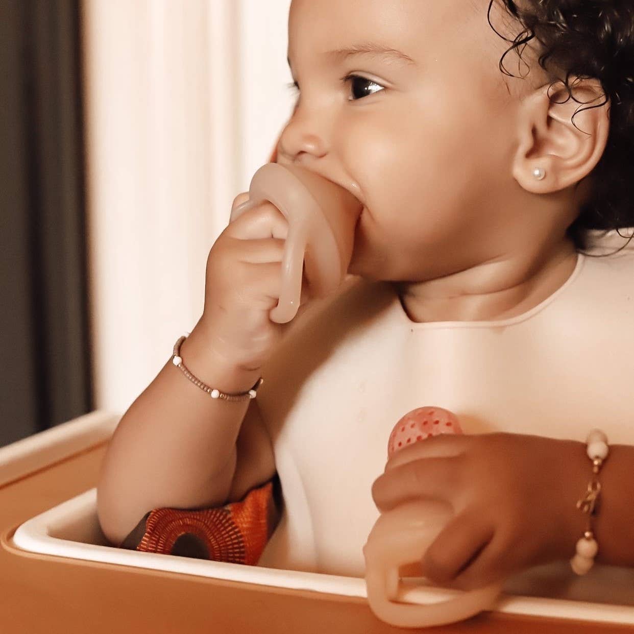 Ali+Oli - Wholesale Feeding Set - Baby - Silicone Food & Fruit Feeder (2 sizes) Oat & Coco10