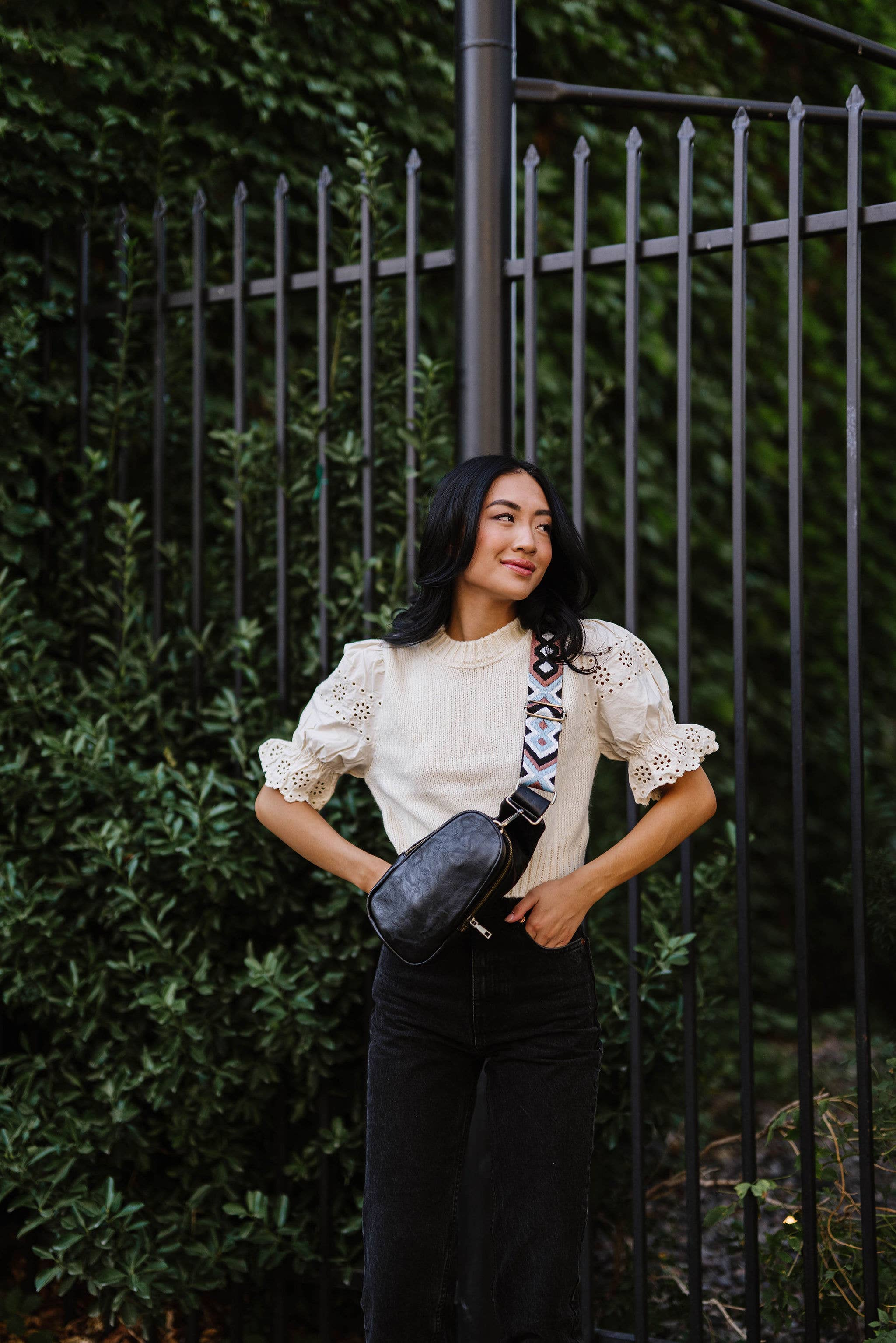 modern and chic - Wholesale Crossbody Bag - Women's - Sutton Sling Crossbody Fanny Bag3