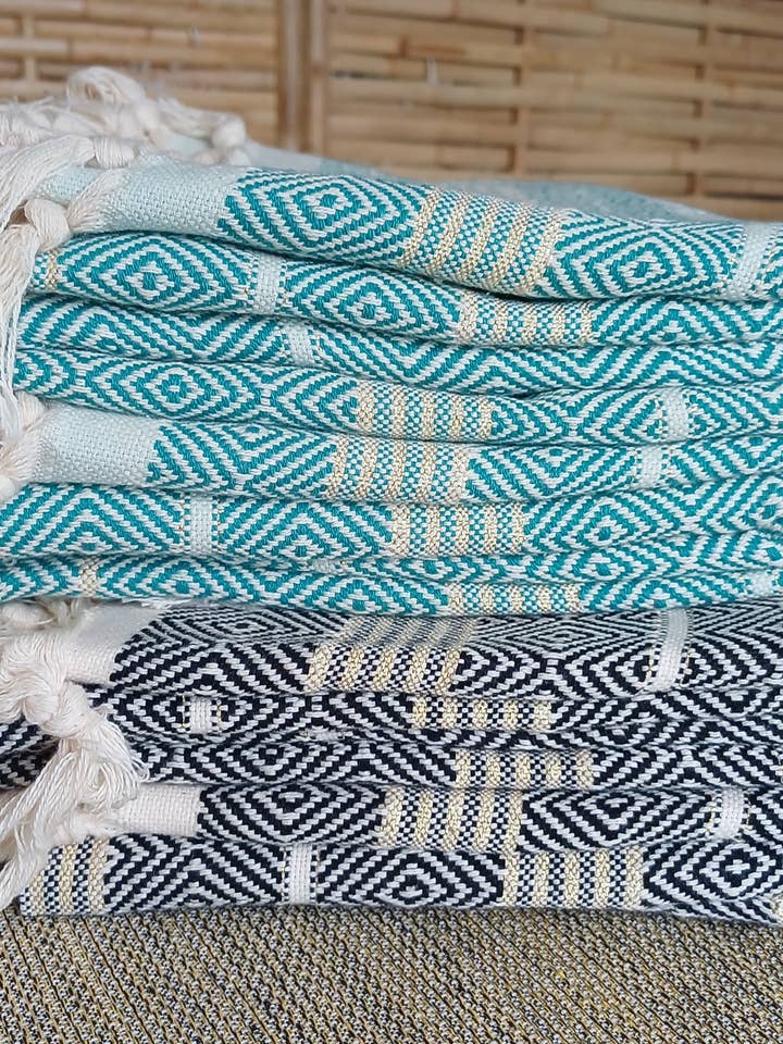 SET OF 4 TARIFA FOUTAS for wholesale by KASALUZ