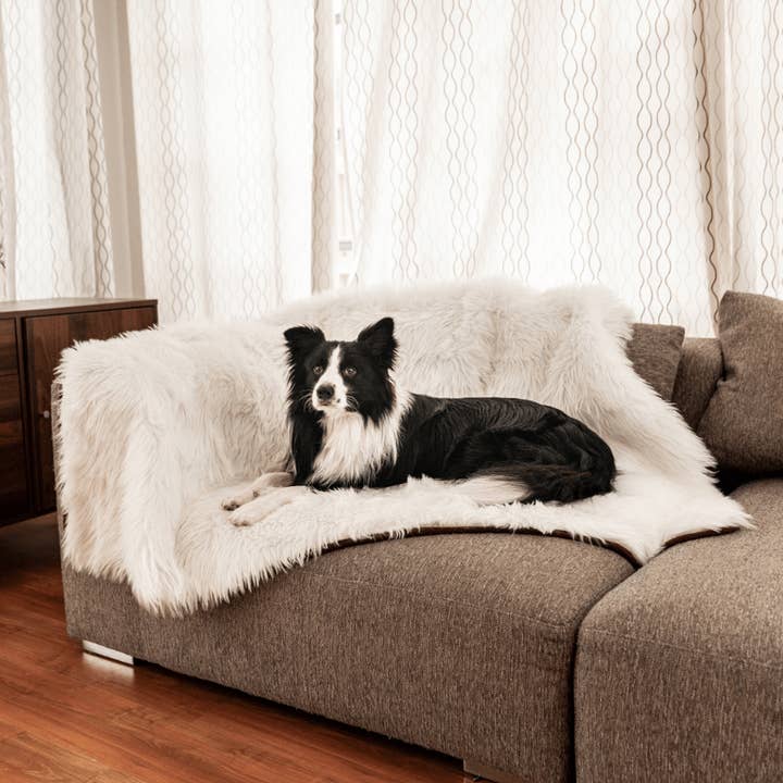 Paw Brands - Wholesale Pet Blanket - Dog - PupProtectorâ„¢ Waterproof Throw Blanket - Polar White