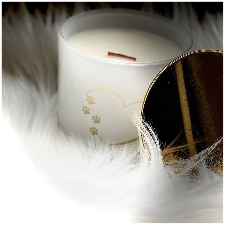 Paw Print Candle A Tribute to Furry Friends for wholesale by Love Square One