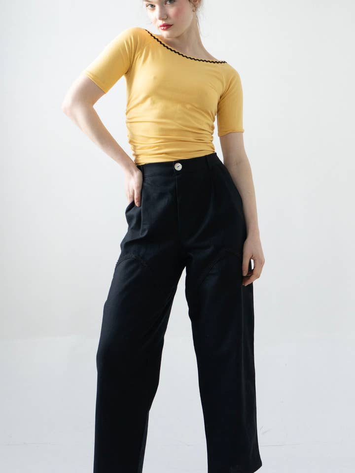 The Linen Trouser in Noire for wholesale by Rightful Owner