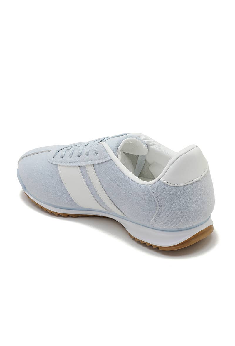 Joia Paris - Wholesale Lifestyle Sneakers - Women's - Women's casual sneakers with contrasting stripes X-250227