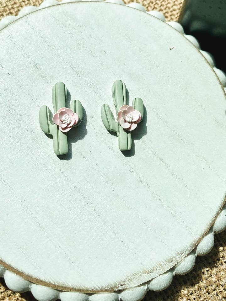 Cactus Floral pour la vente par Boho + Ivory