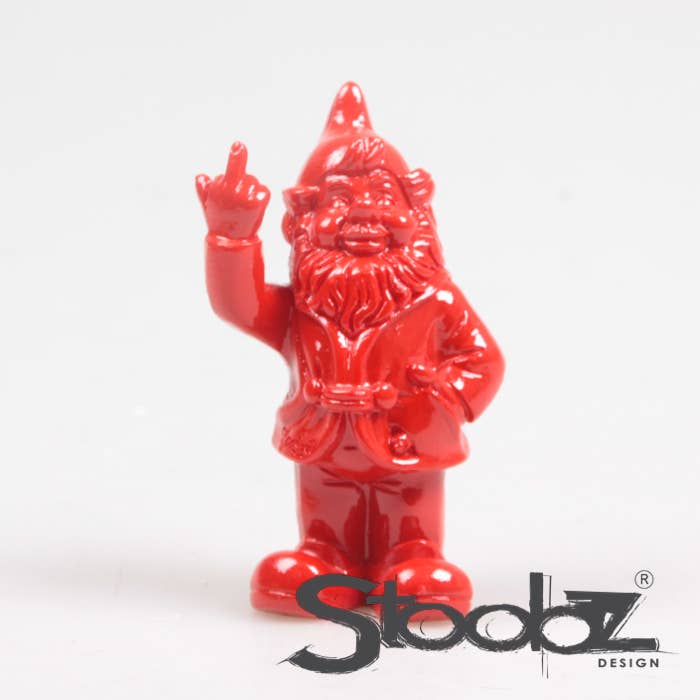 Imhof & Stevens BV – wholesale Dekorativ statyett – Stoobz Design Leprechaun mini med långfinger 6x4x10 cm3