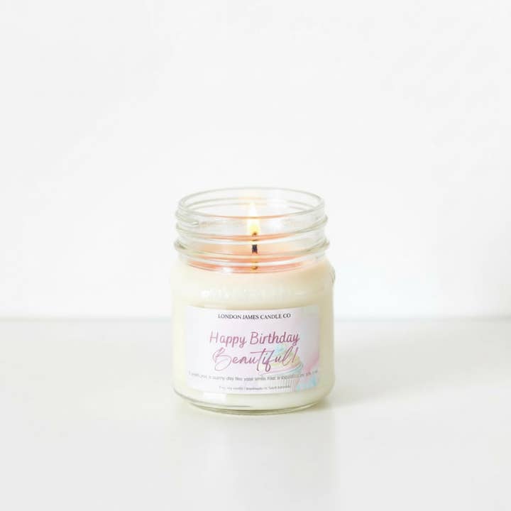 Bougie d'anniversaire, bougie en cire de soja parfumée à la vanille 8 oz. pour la vente par London James Candle Co