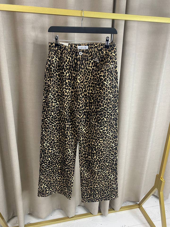 Meeghan High Rise Leopard Print Straight Leg Denim Jeans for wholesale by My Winners Direct