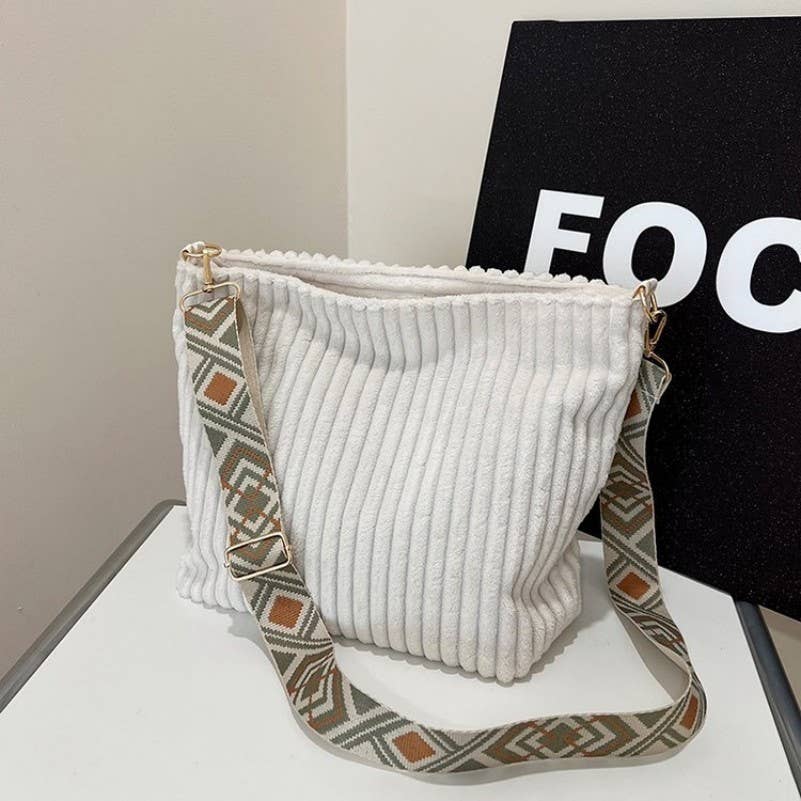 JOSSLYN by wall to wall - Wholesale Tote Bag - Women's - Corduroy AZTEC Guitar Shoulder Strap Tote Bag | 40P5842