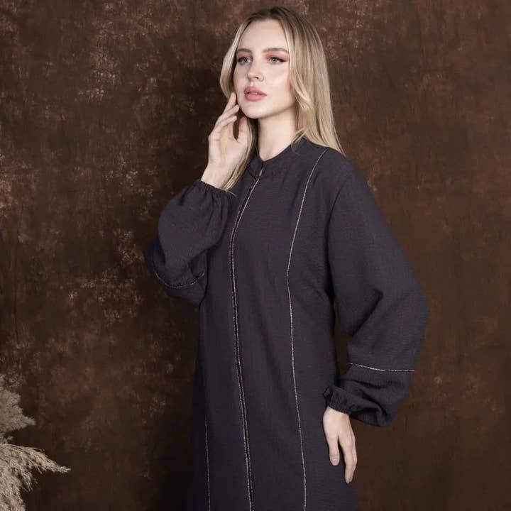 Palestinian Elegance - Wholesale Kaftan - Women's - Abaya Plus Size: Elegance and Comfort for Every Body1