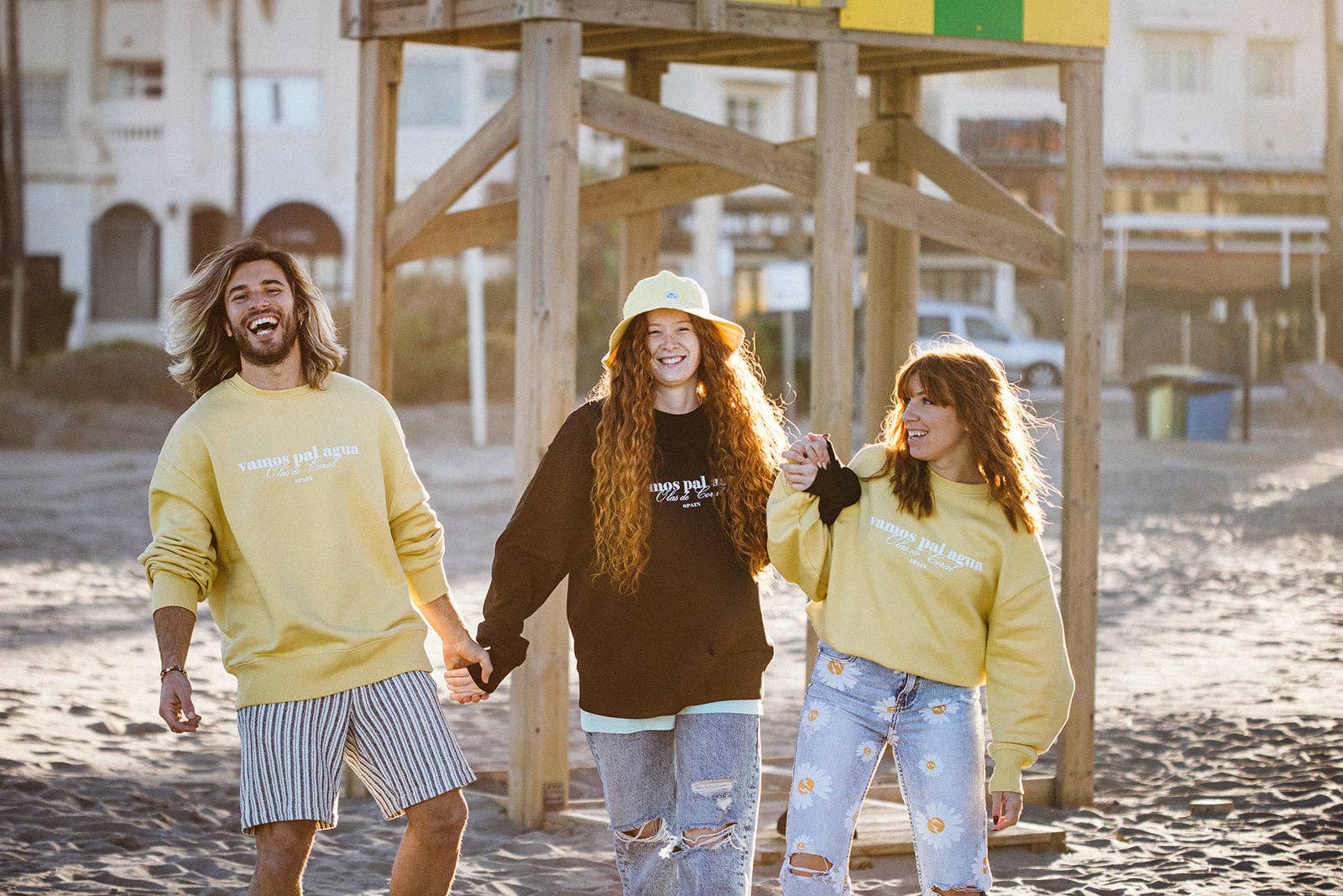 olas de coral – Camisola gráfica - Unissexo por atacado – Sweatshirt Vamos Pal Agua Sustainable Oversize - Preto1