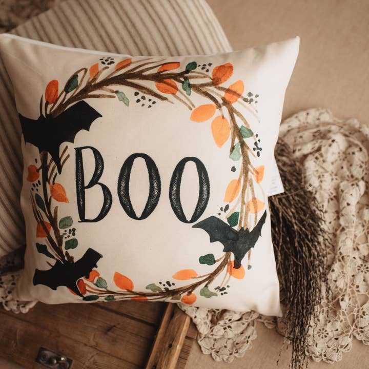 Housse d'oreiller pour couronne d'Halloween Boo | Décoration automnale | Oreillers de ferme | Décoration de campagne | Coussins d'automne | Coussins mignons | Cadeau pour elle pour la vente par UniikPillows