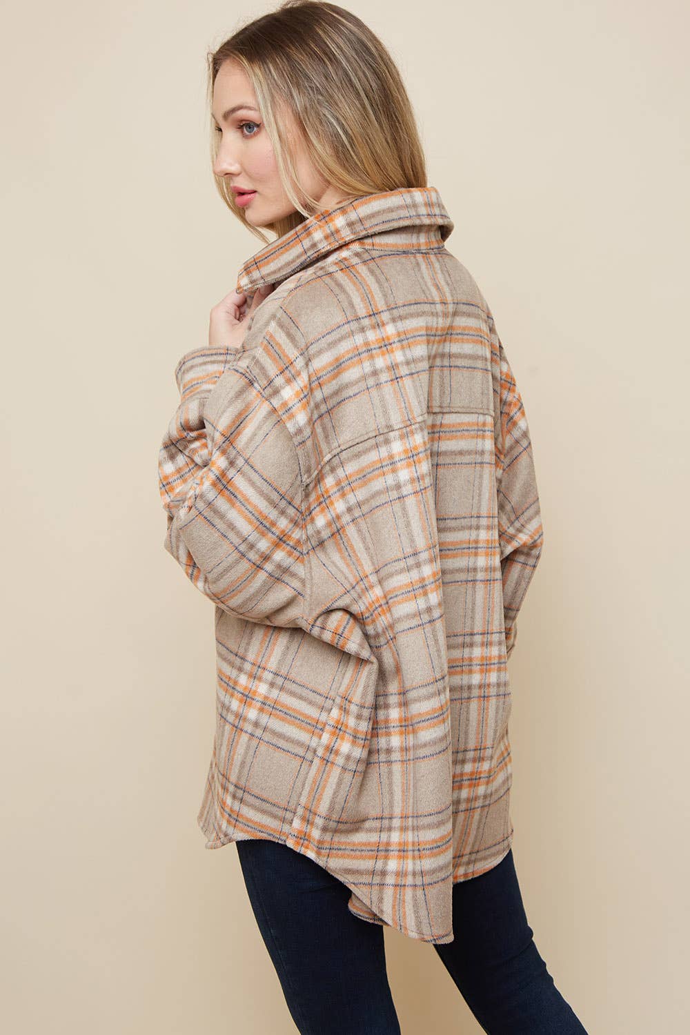 Saints & Hearts – wholesale Skjortjacka/jackett – Dam – SIJ5166D TJOCK STICKAD ÖVERDIMENSIONERAD RUTIG SCHACKET MED FICKOR5