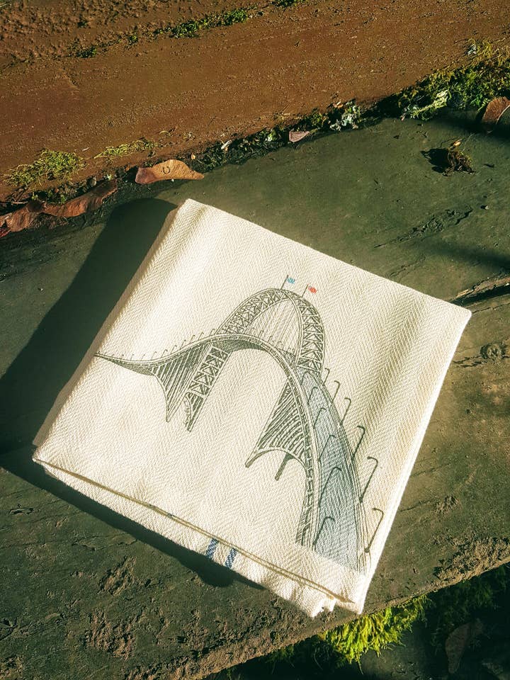 Toalha de cozinha Fremont Bridge por atacado de Alshiref Design and Print LLC