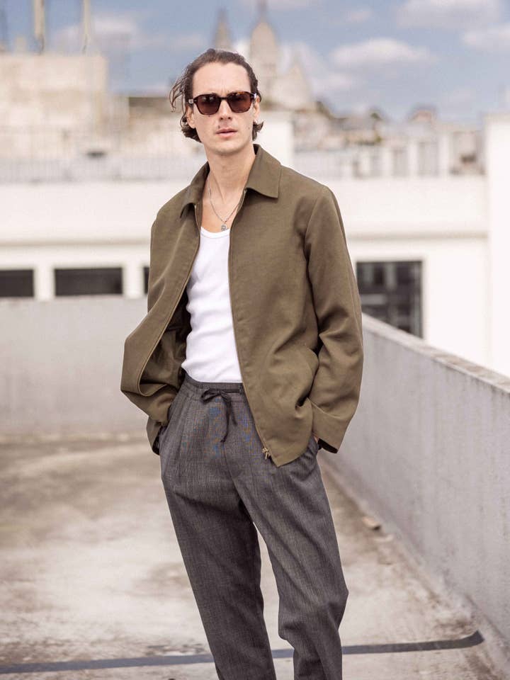 Coachjacka Khaki för wholesale av Couturier Parisien