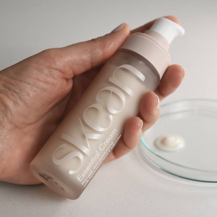 Skean® - Wholesale Anti-Aging Moisturizer - Anti-aging moisturizer with hyaluronic acid and peptides3