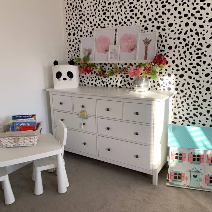 Giraffe Wild Animal Floral Nursery Children's Room Wall Decor Print for wholesale by WinsterCreations™